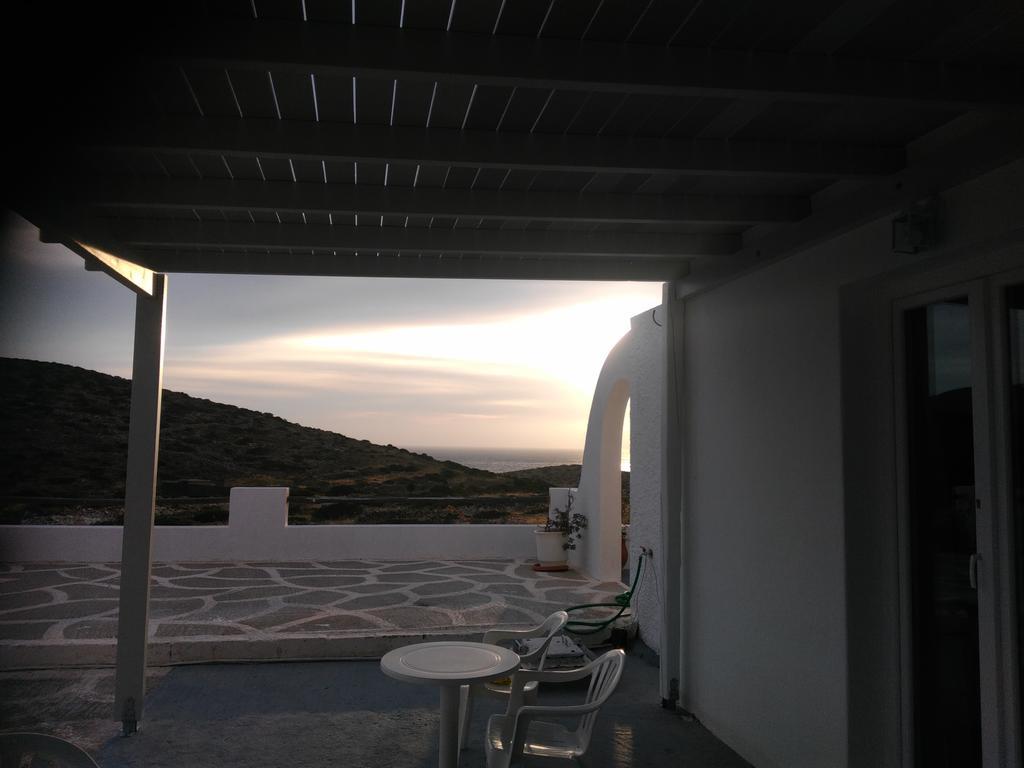 Sunset Appartement Irakleia  Buitenkant foto