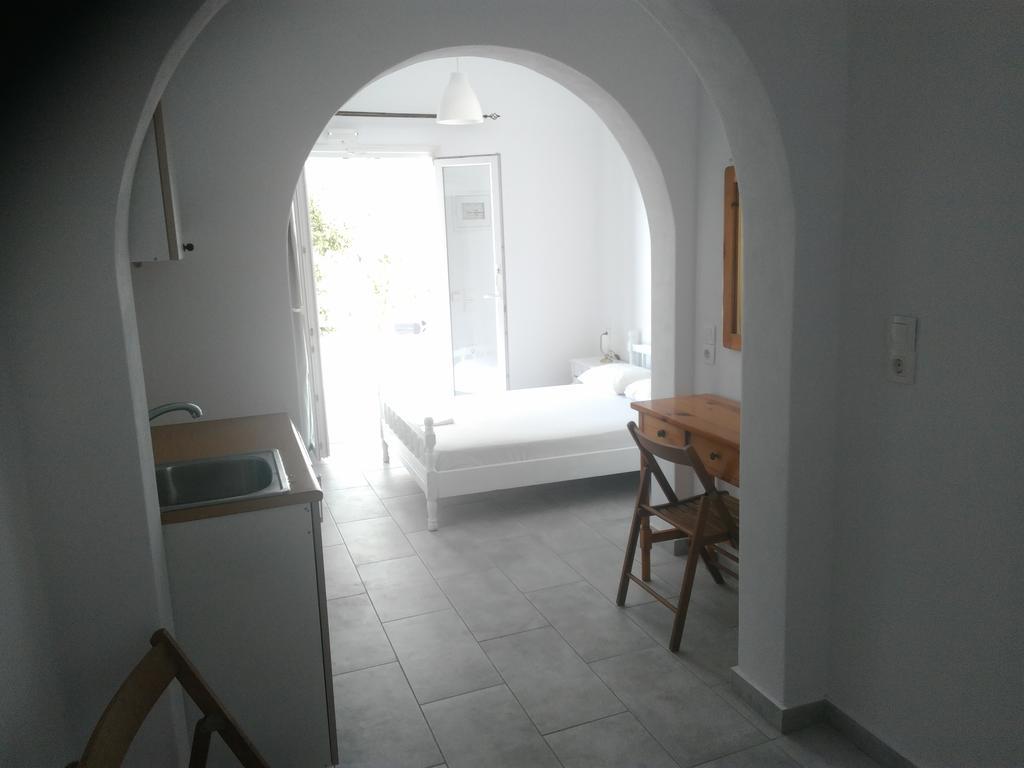 Sunset Appartement Irakleia  Buitenkant foto